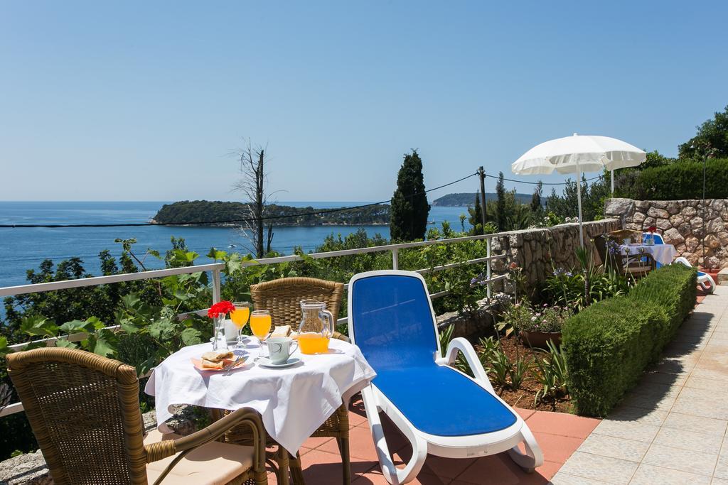 Apartments Anamaria Дубровник Екстериор снимка